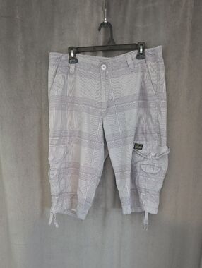 Point Zero Size 34 Light Gray Plaid Cargo Shorts